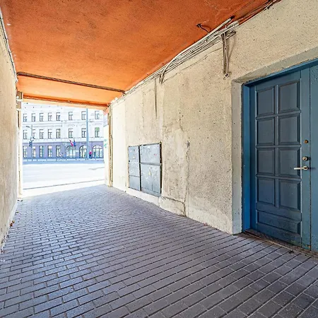 Uptown Nr5 With Parking & Ac